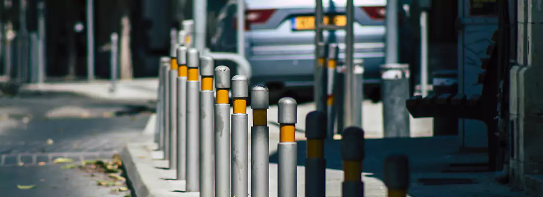 Safe and Convenient Retractable Barrier Column Systems for Properties in Panama City, FL